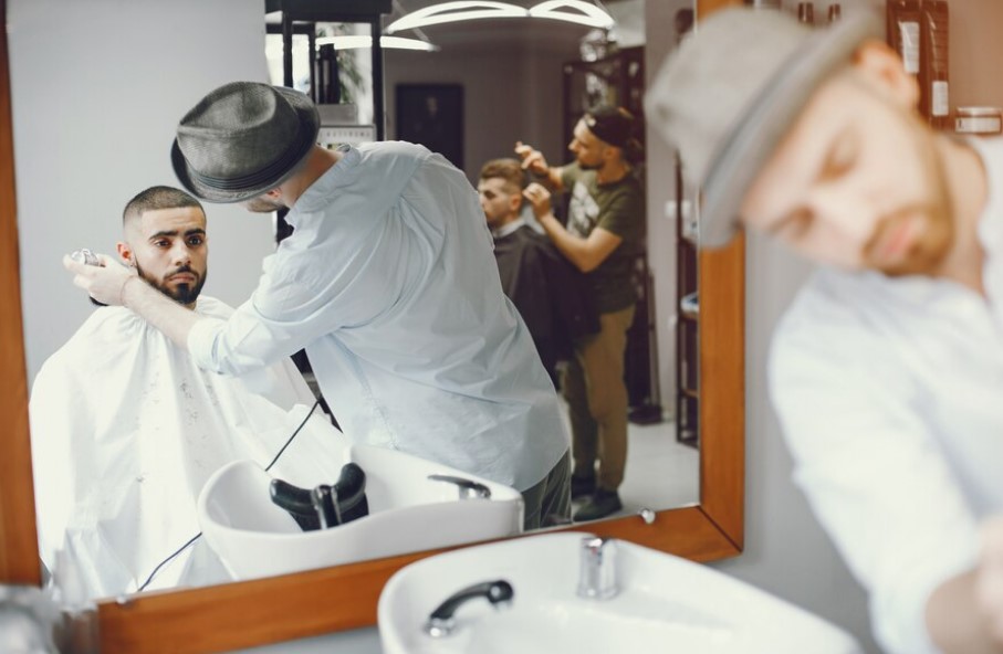 haircut shop in Dubai