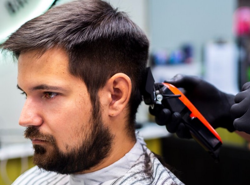 men's haircut salon